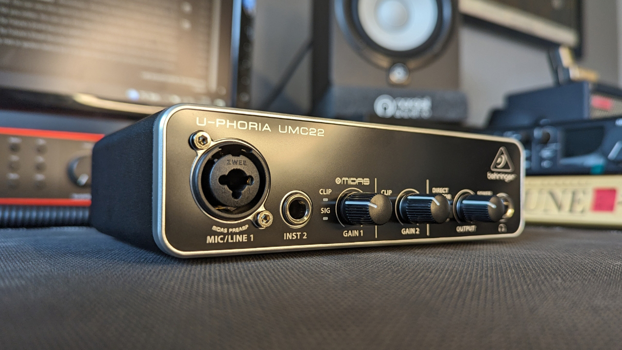 Stream With Behringer Euphoria Audio Interface